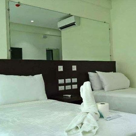 Boracay Midtown Hotel Balabag  Экстерьер фото