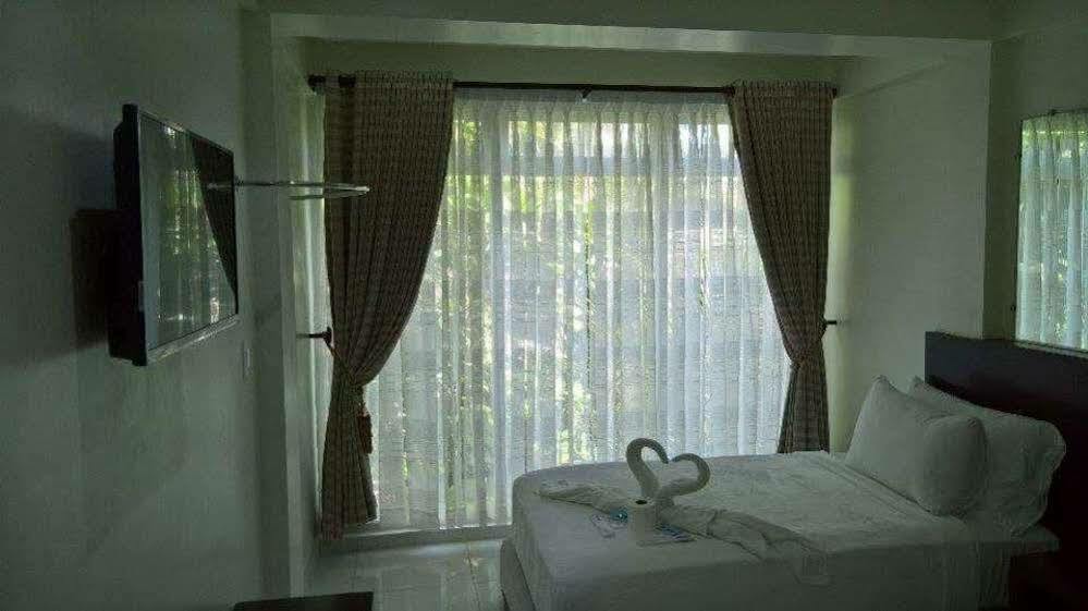 Boracay Midtown Hotel Balabag  Экстерьер фото